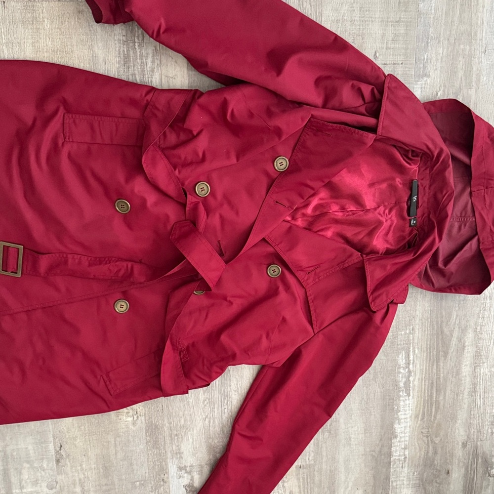 R l Z Burgundy is removable Hooded Rain Jacket